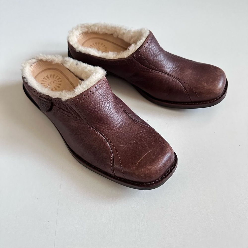 UGG Langford Waterproof Mules/Clogs Leather- Sheepskin Size 5
